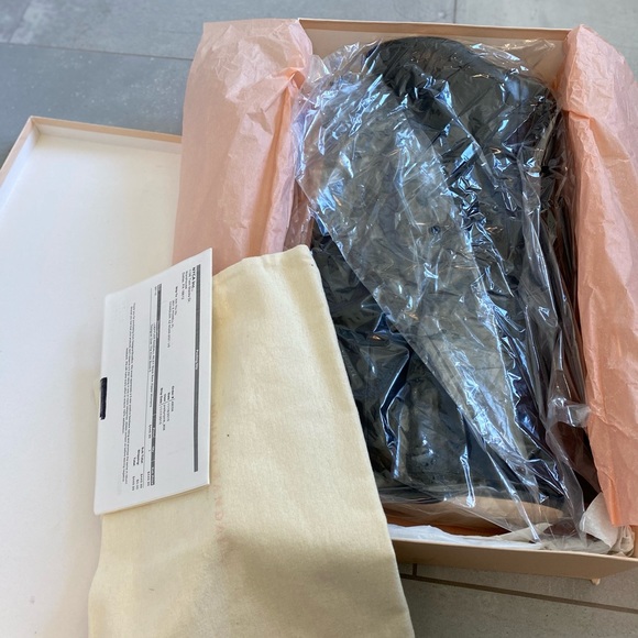 Black over the knee boots - Picture 7 of 7